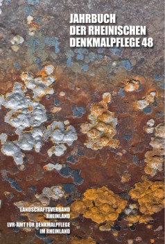 Titelbild des Jahrbuchs 48 mit Detailansicht korrodierten Metalls vom Schiffsrumpf des Ratschiffs MS Stadt Köln